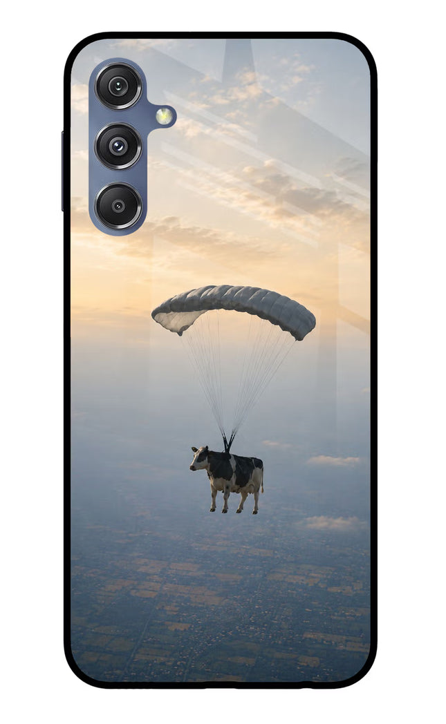 Skydiving Cow Samsung M34 5G/F34 5G Glass Case