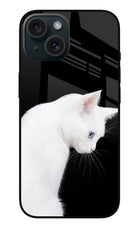 Snow Gaze iPhone 15 Glass Case