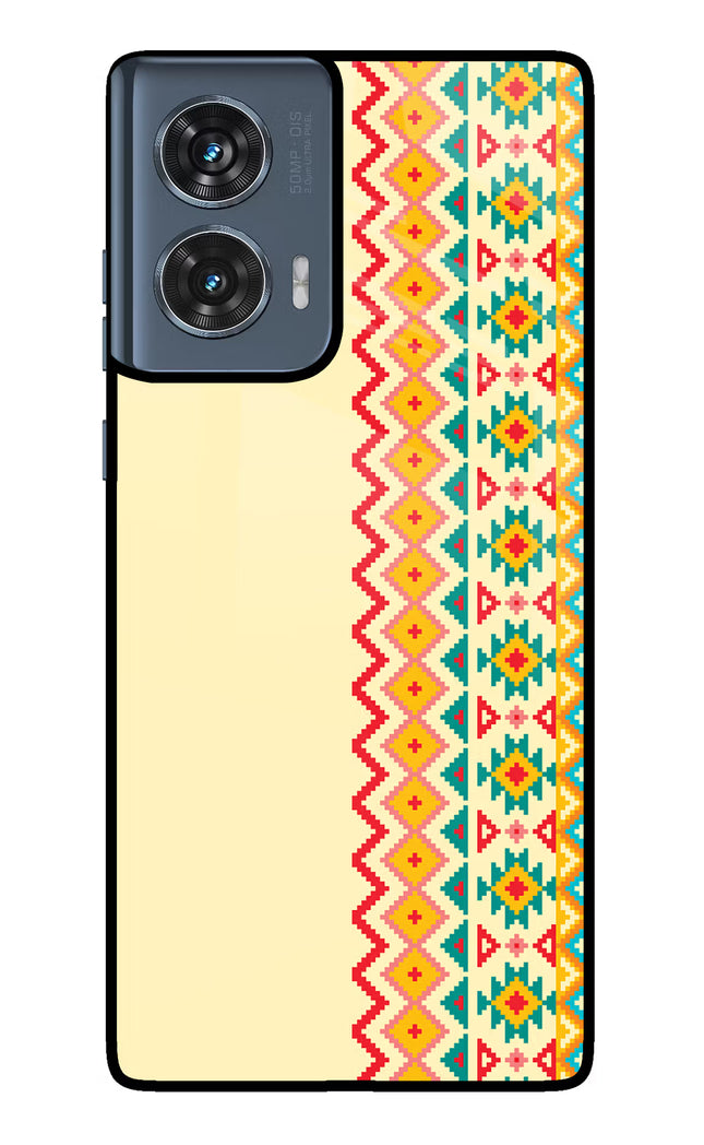 Ethnic Seamless Moto Edge 50 Fusion Glass Case