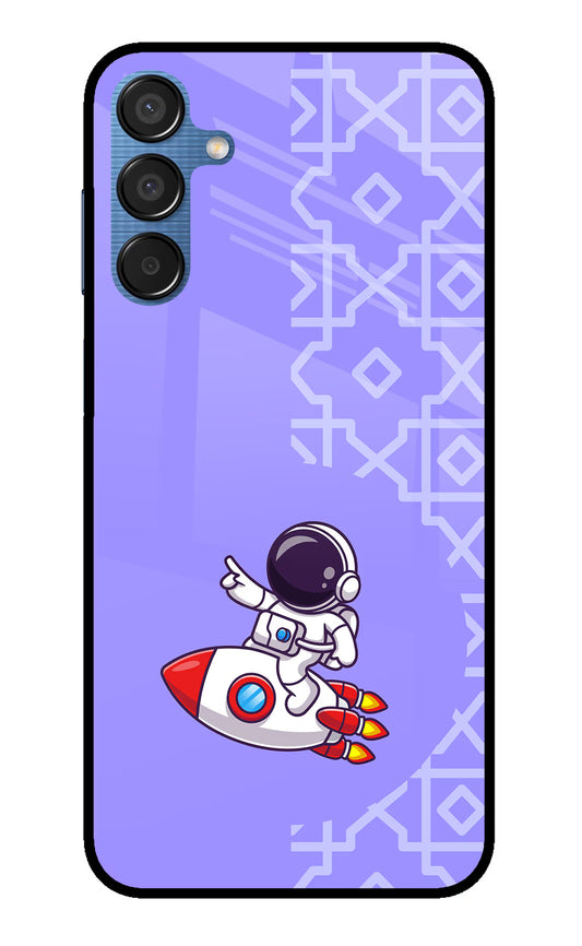 Cute Astronaut Samsung M15 5G Glass Case
