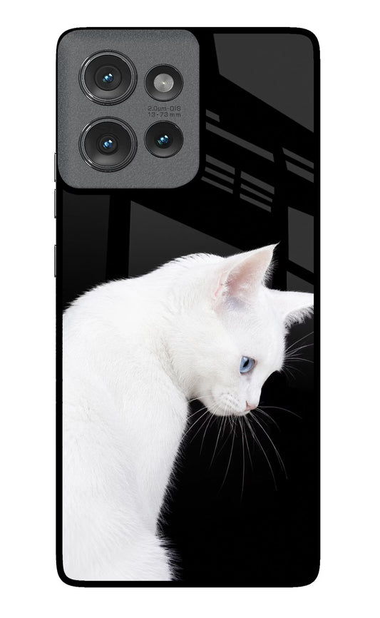 Snow Gaze Moto Edge 50 Glass Case