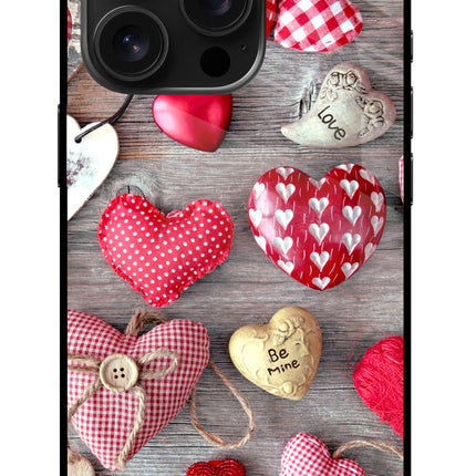 Love Wallpaper iPhone 16 Pro Glass Case