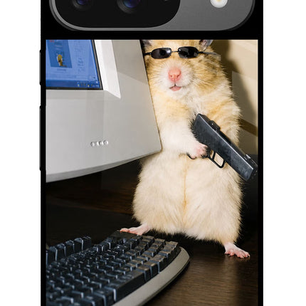 Hacker Hamster Google Pixel 9 Glass Case