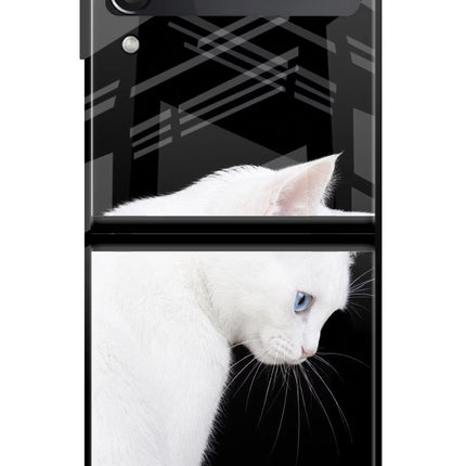 Snow Gaze Samsung Galaxy Z Flip3 Glass Case