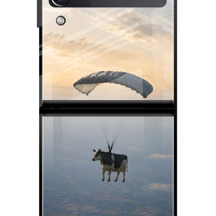 Skydiving Cow Samsung Galaxy Z Flip3 Glass Case