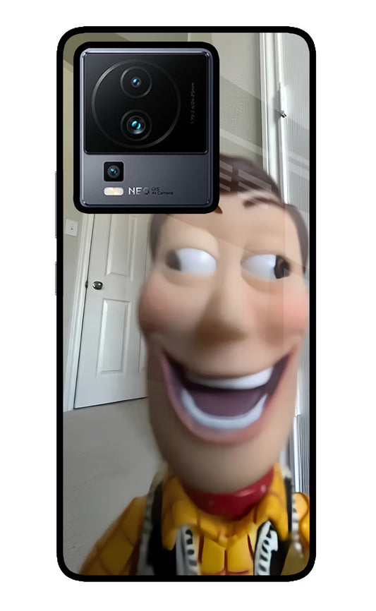 Side Eye Woody iQOO Neo 7 Glass Case