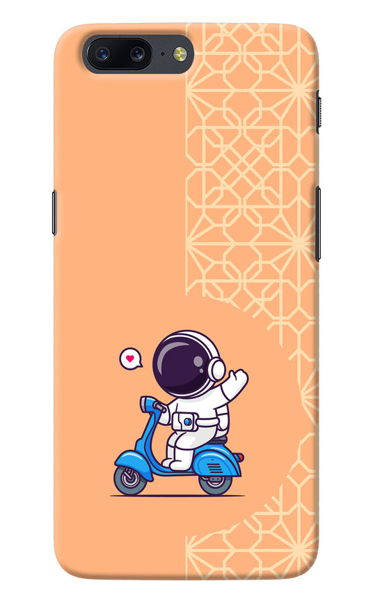 Cute Astronaut Riding Oneplus 5 Back Cover