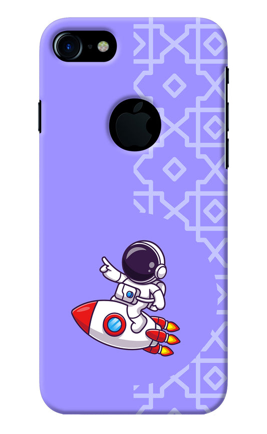 Cute Astronaut iPhone 7 Logocut Back Cover