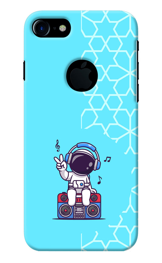 Cute Astronaut Chilling iPhone 7 Logocut Back Cover