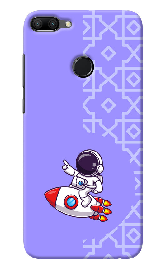 Cute Astronaut Honor 9N Back Cover