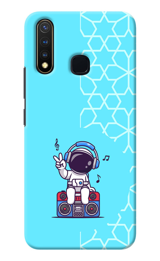 Cute Astronaut Chilling Vivo Y19/U20 Back Cover