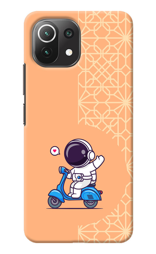 Cute Astronaut Riding Mi 11 Lite Back Cover