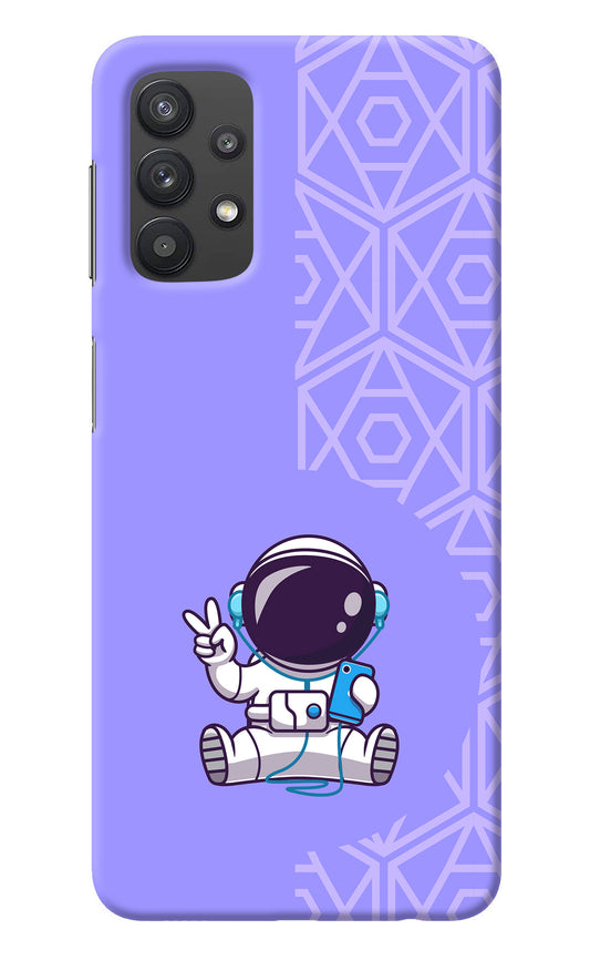 Cute Astronaut Chilling Samsung M32 5G Back Cover