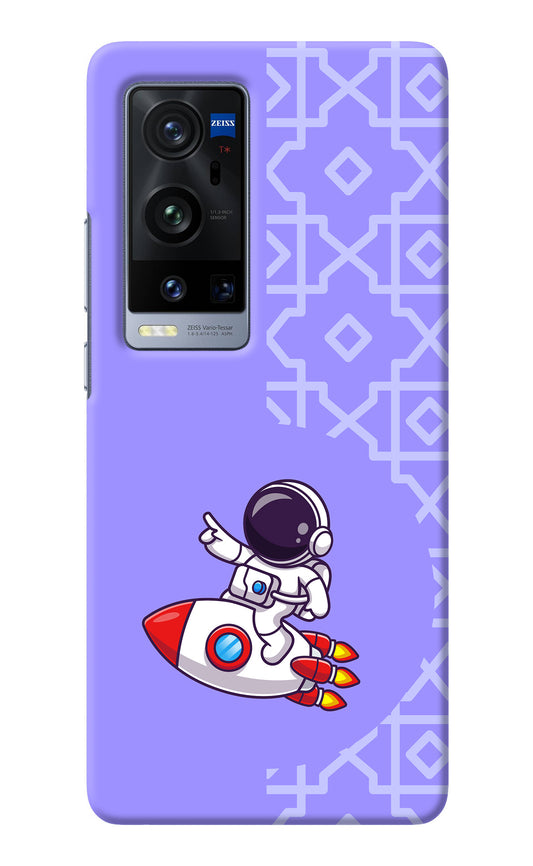 Cute Astronaut Vivo X60 Pro+ Back Cover