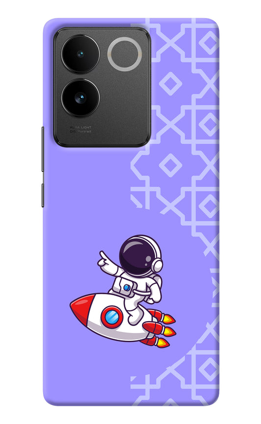 Cute Astronaut IQOO Z7 Pro 5G Back Cover