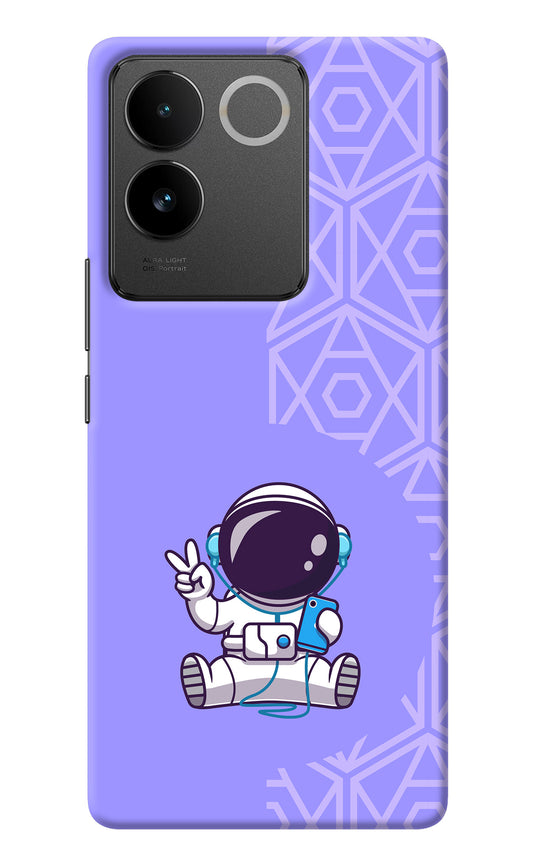 Cute Astronaut Chilling IQOO Z7 Pro 5G Back Cover